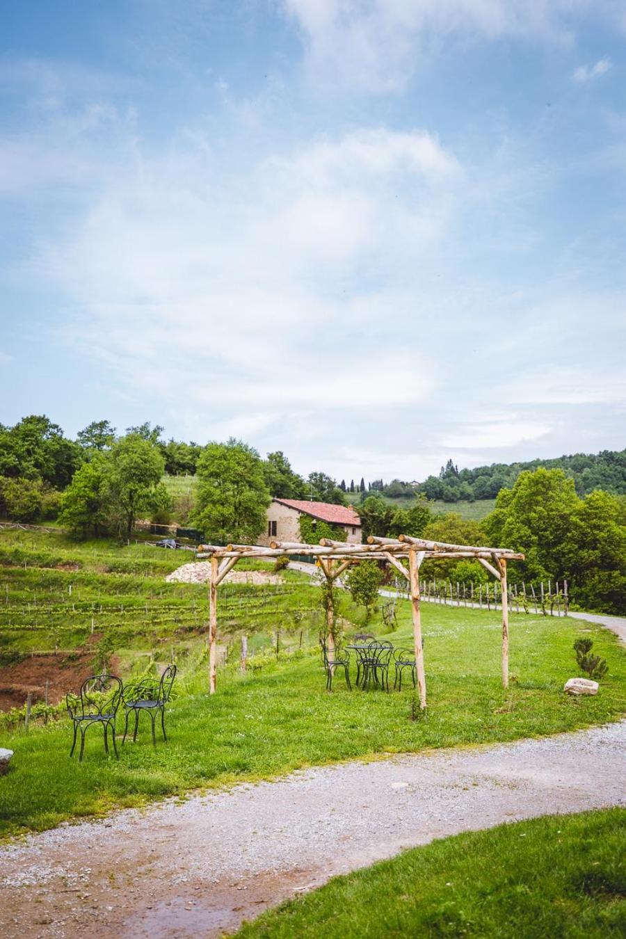 Agriturismo La Costa - Casa Vacanze Rovagnate Экстерьер фото